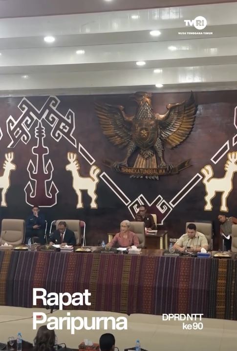 Kepala Tata Usaha TVRI NTT menghadiri Rapat Kepala Tata Usaha TVRI NTT menghadiri Rapat Paripurna DPRD Provinsi NTT ke-90
